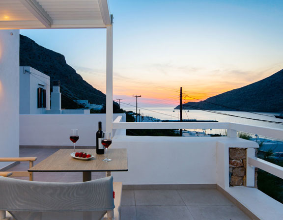 Sunlight superior hospitality in Sifnos - Sunset views