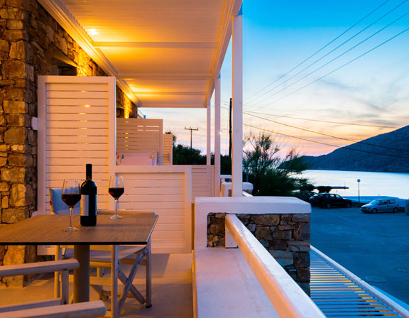 Sunlight superior hospitality in Sifnos - Night picture