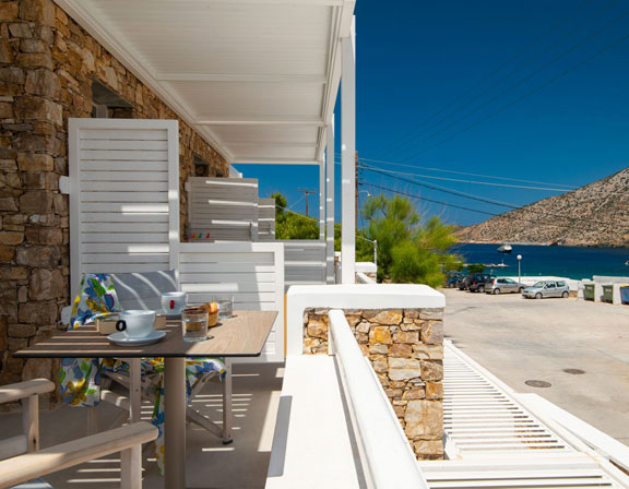 Modern accommodation in Sifnos